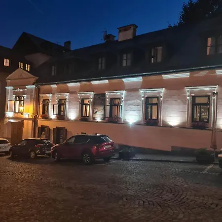 Penzion Na Trojice & Restauracia Fortune Banská Štiavnica